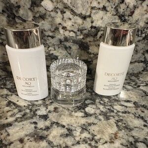 Brand New Decorte AQ trial skincare kit